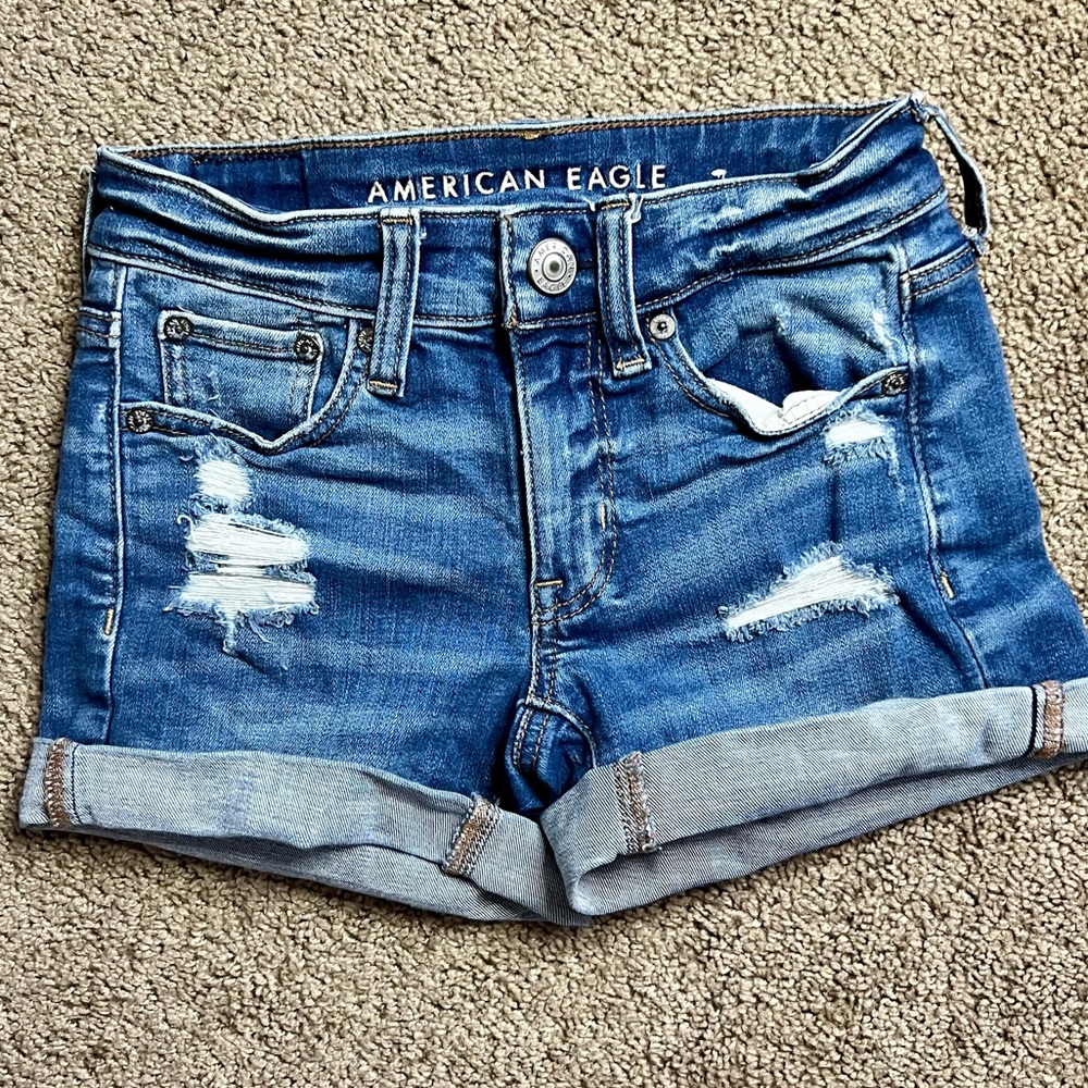 American Eagle Midi Shorts Size 000